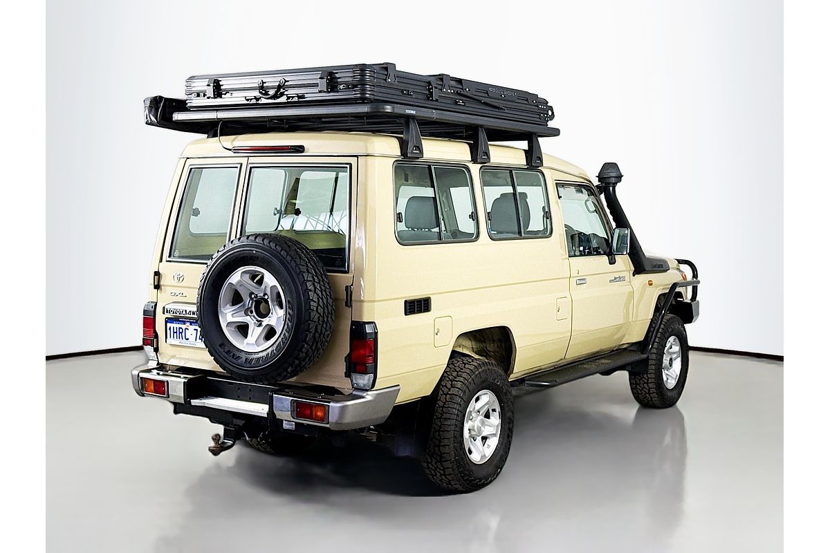 2022 Toyota Landcruiser GXL