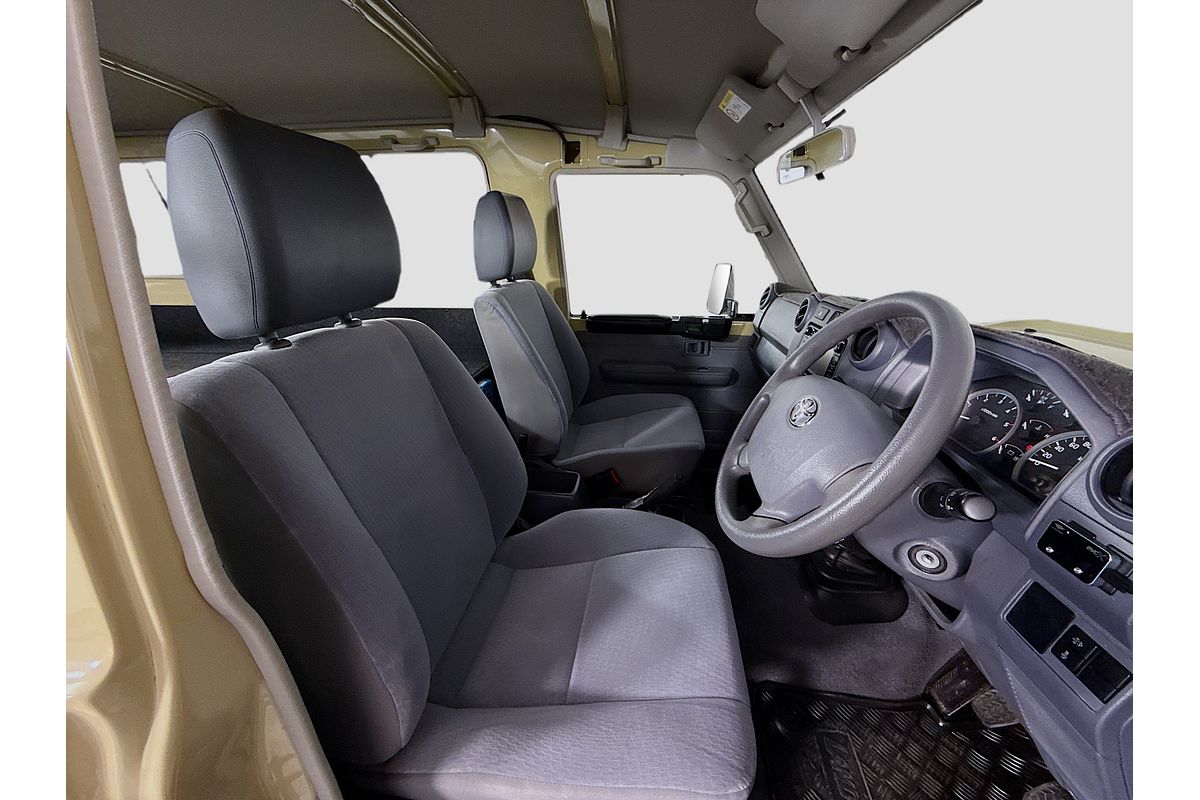 2022 Toyota Landcruiser GXL