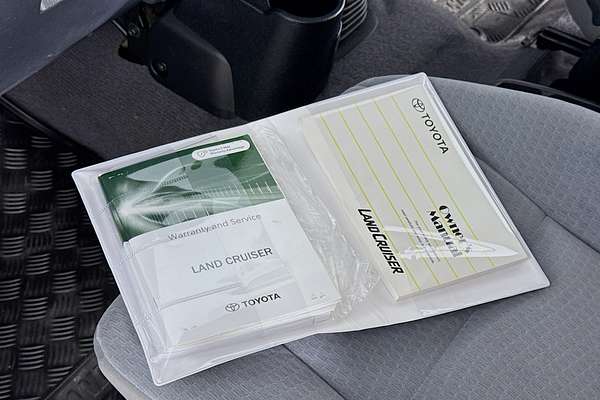 2022 Toyota Landcruiser GXL