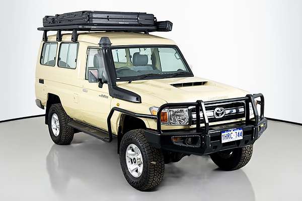2022 Toyota Landcruiser GXL