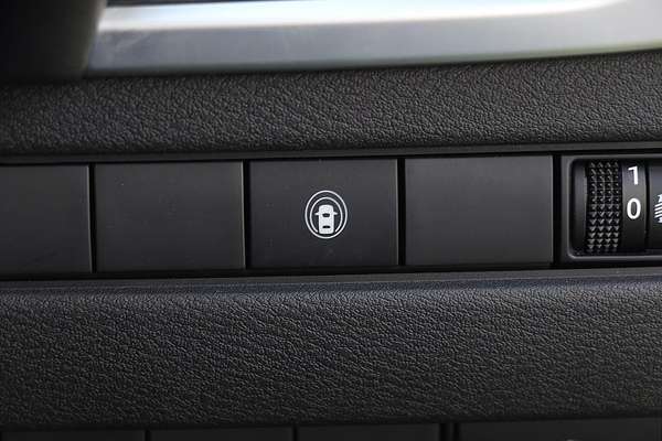 2025 Nissan X-TRAIL ST T33