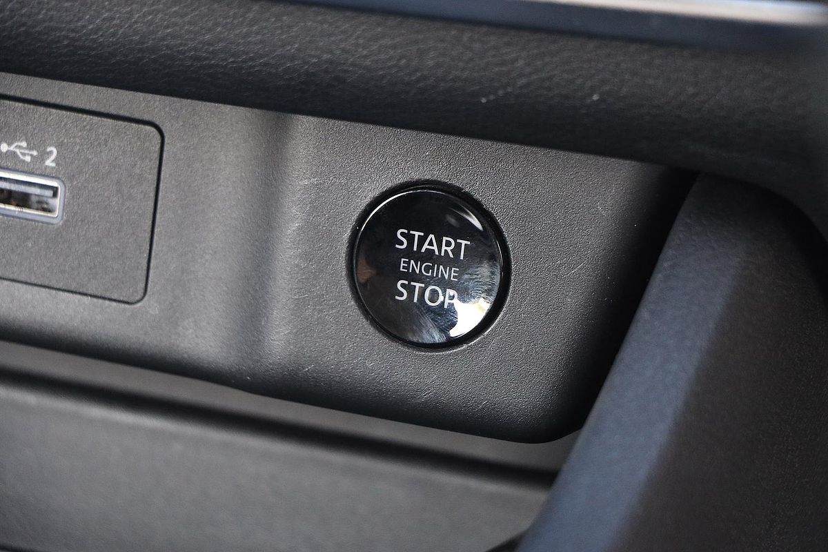 2025 Nissan X-TRAIL ST T33