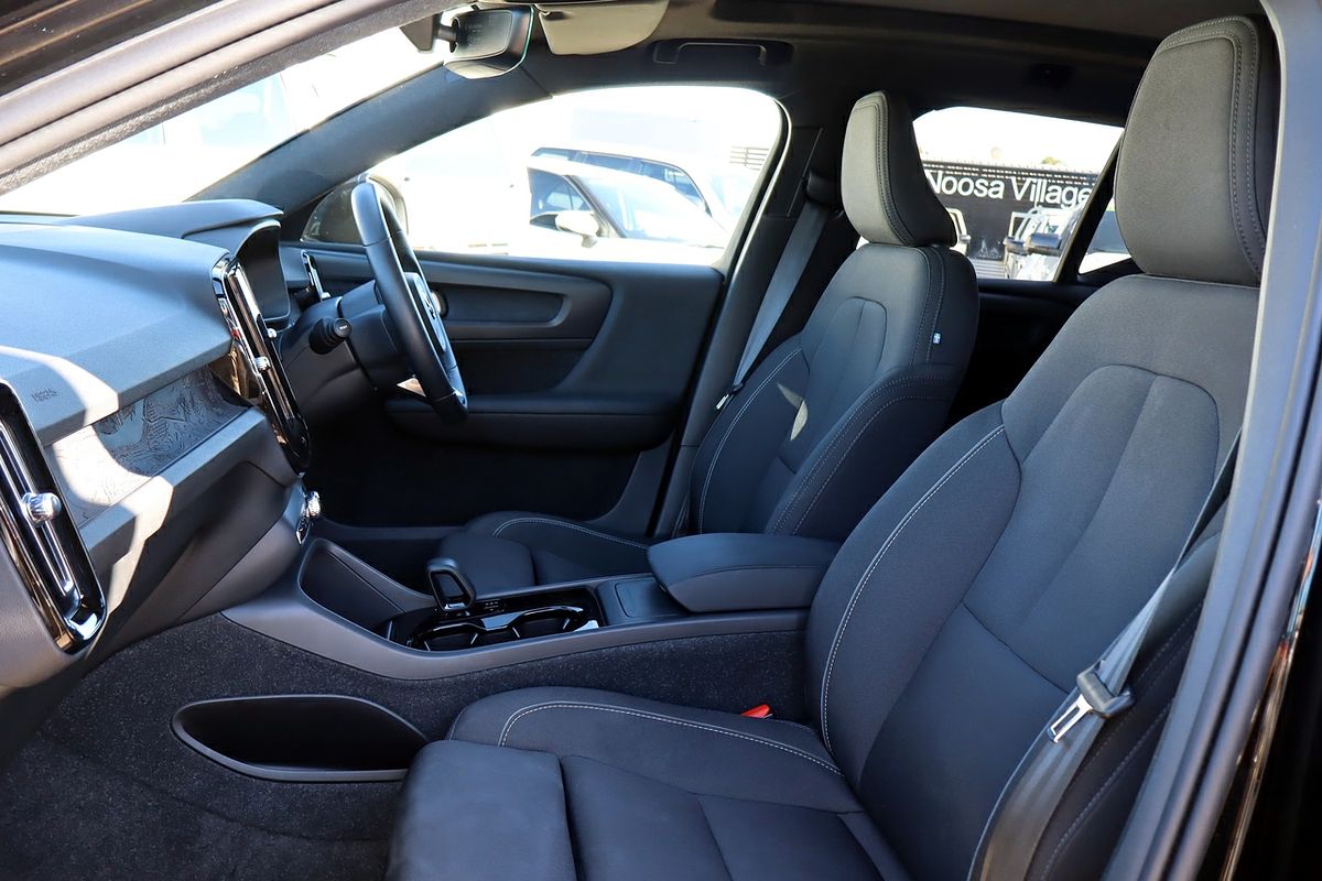 2023 Volvo XC40 Recharge Pure Electric