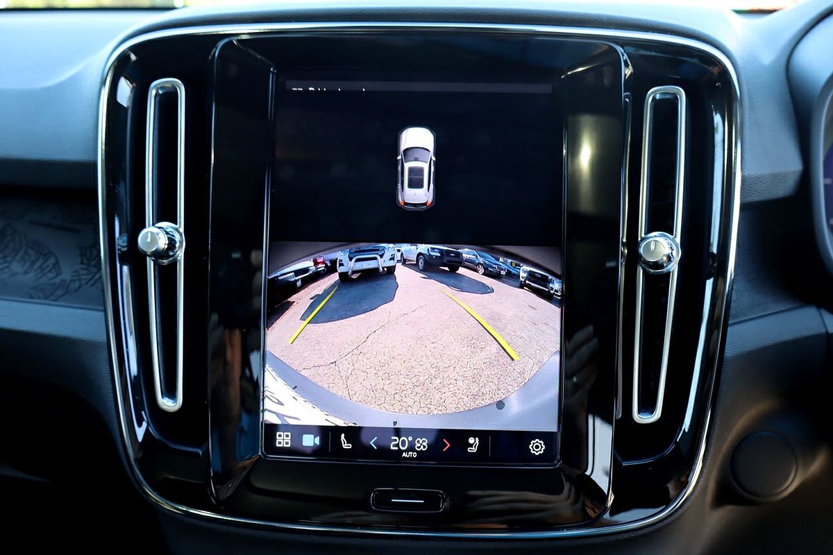 2023 Volvo XC40 Recharge Pure Electric