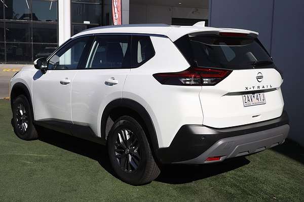 2025 Nissan X-TRAIL ST T33