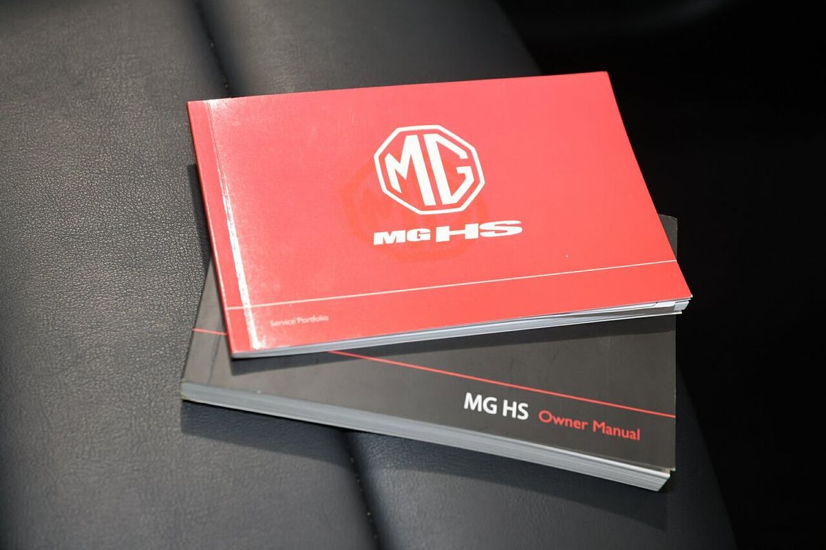 2024 MG HS Vibe AS33