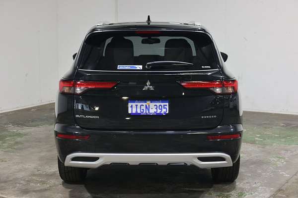 2024 Mitsubishi Outlander Exceed ZM