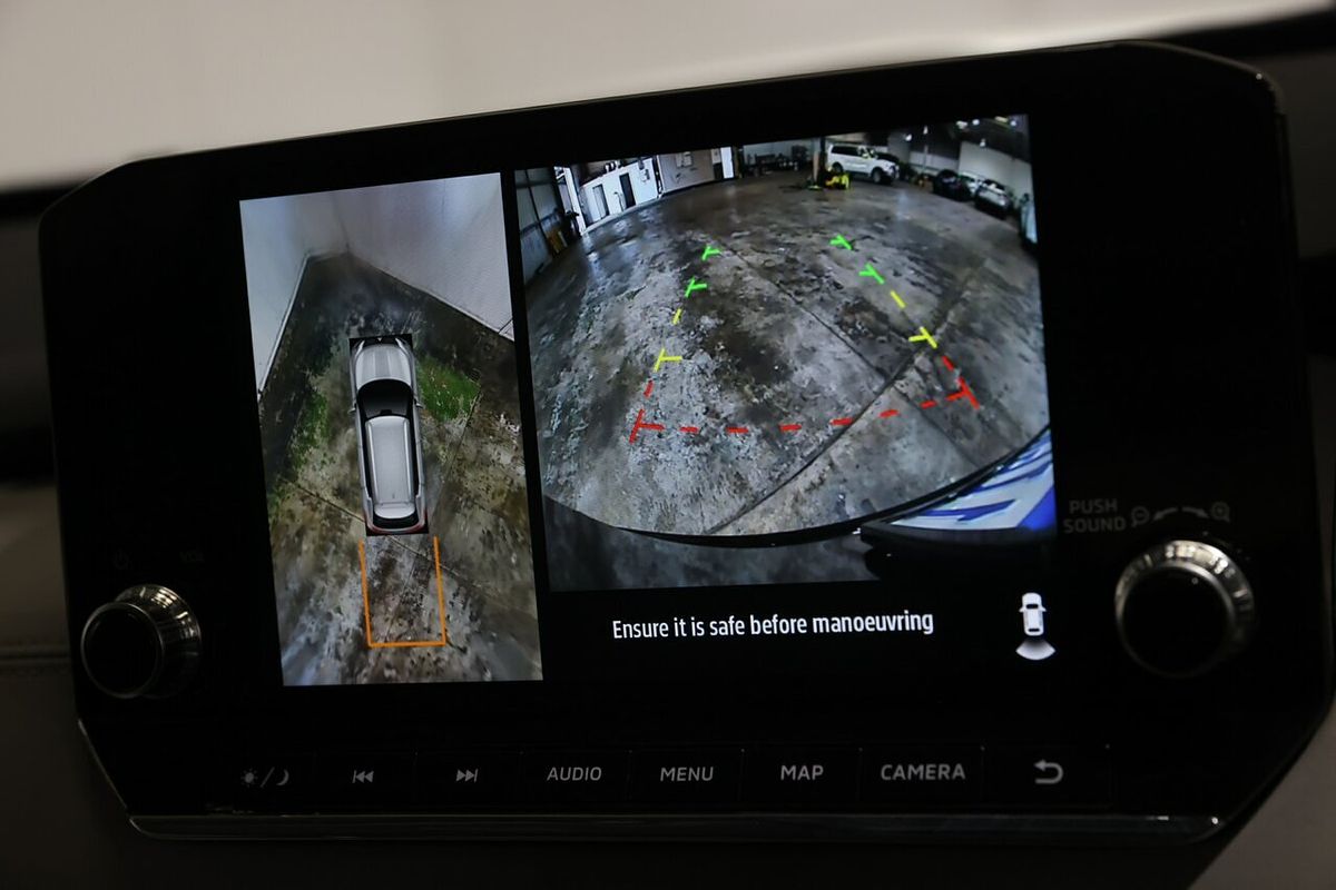 2024 Mitsubishi Outlander Exceed ZM