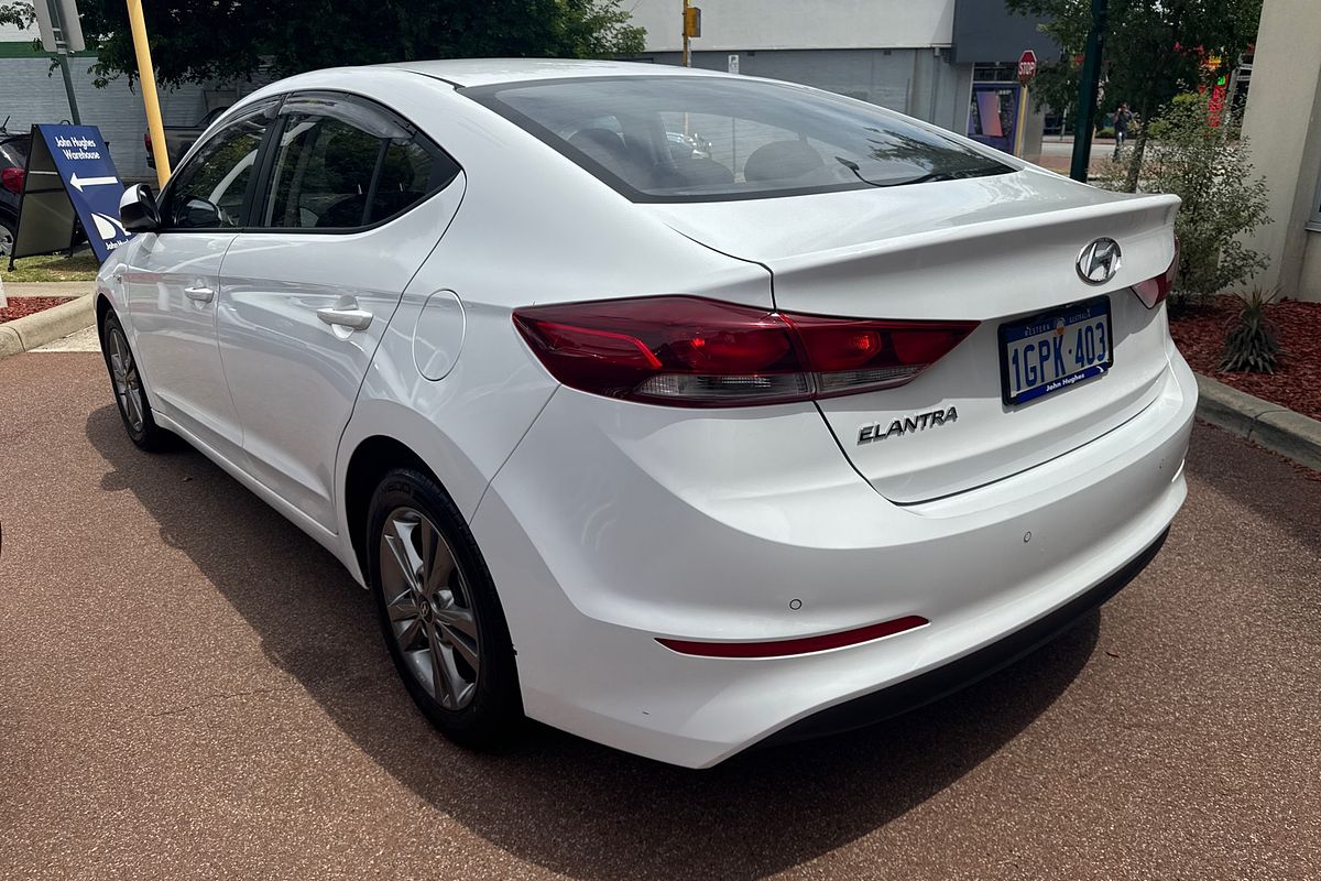 2018 Hyundai Elantra Active AD