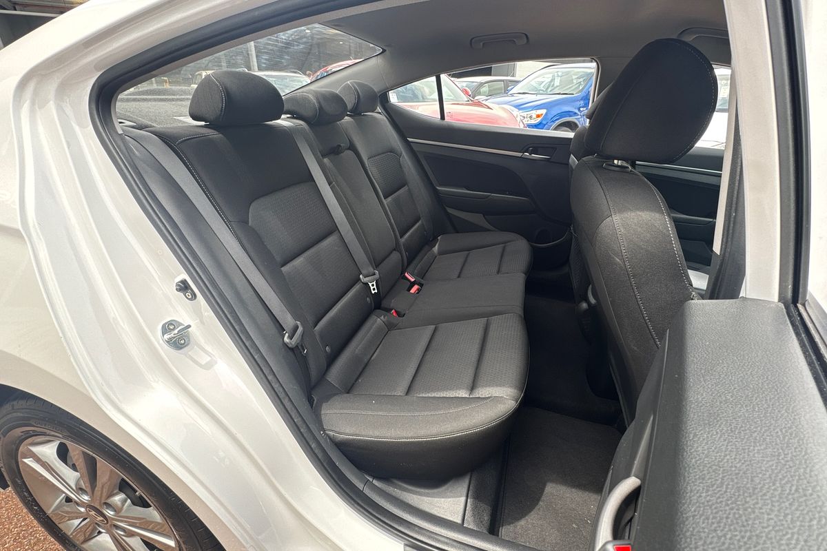 2018 Hyundai Elantra Active AD