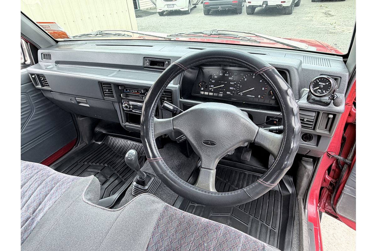 1995 Mitsubishi L200 2WD 2.5D DCAB M