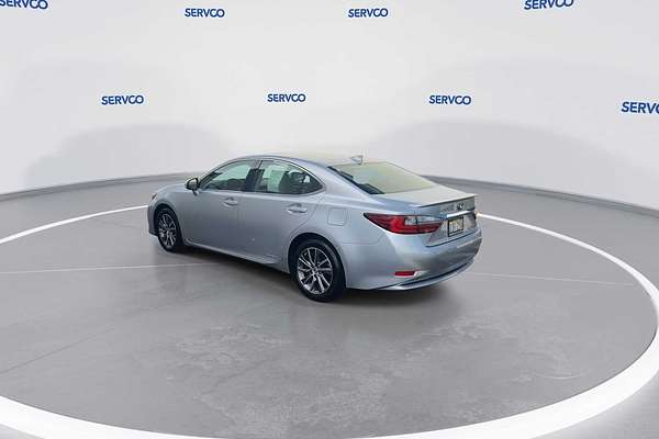 2016 Lexus ES Hybrid