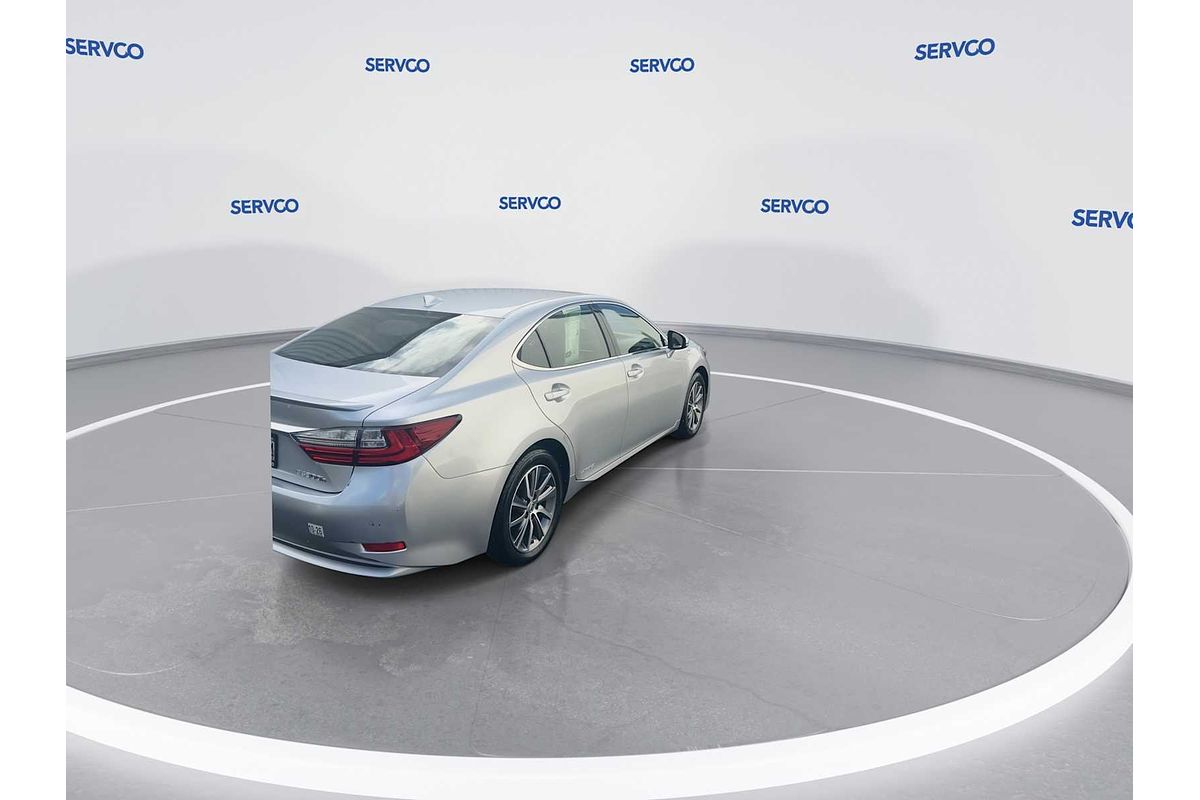 2016 Lexus ES Hybrid