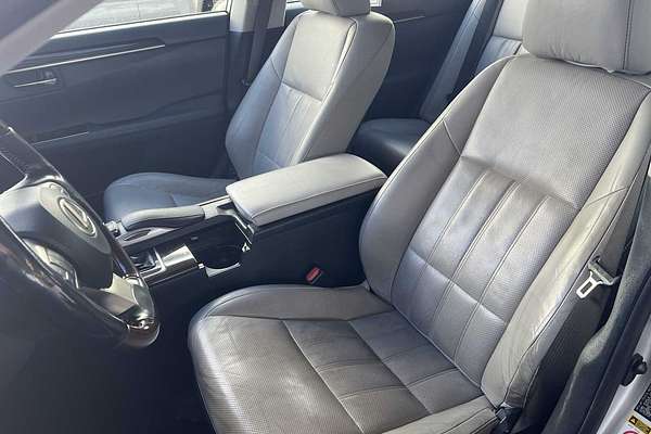 2016 Lexus ES Hybrid