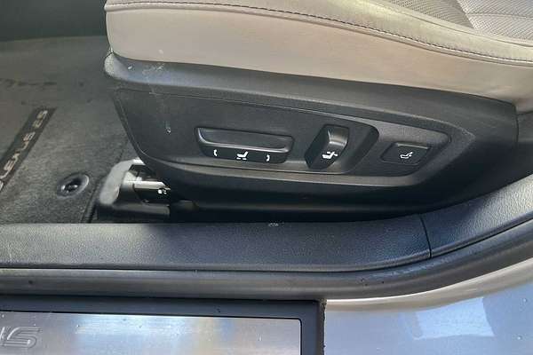 2016 Lexus ES Hybrid