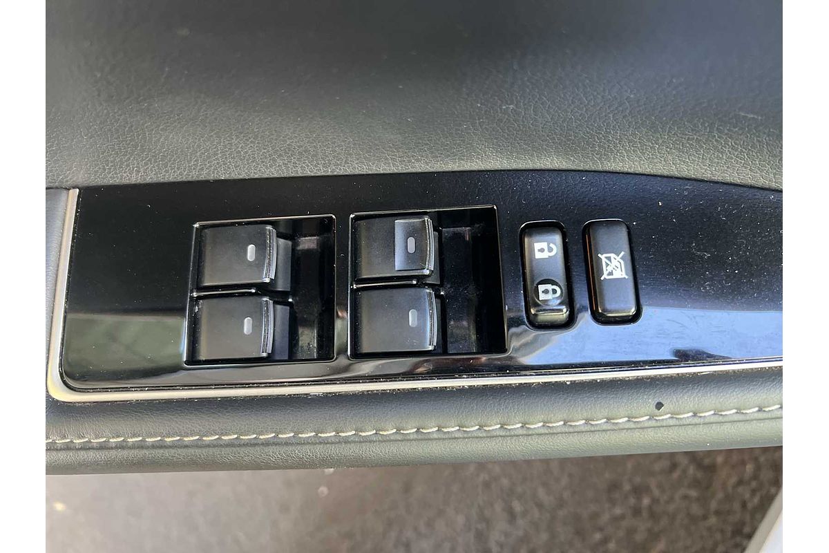 2016 Lexus ES Hybrid