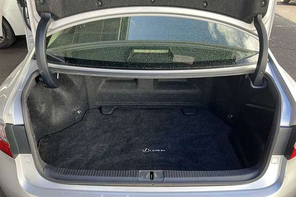 2016 Lexus ES Hybrid