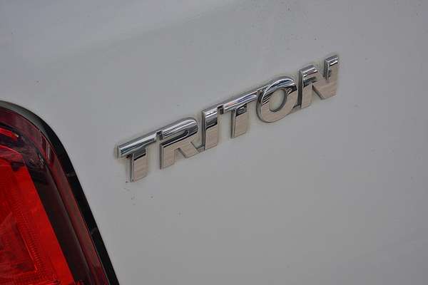 2020 Mitsubishi Triton GLX+ MR 4X4