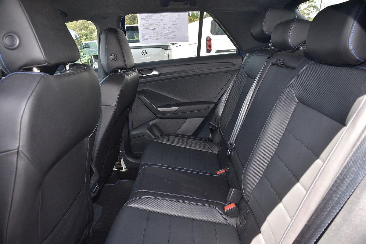 2023 Volkswagen T-Roc R D11