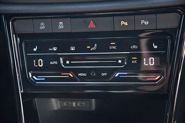 2023 Volkswagen T-Roc R D11