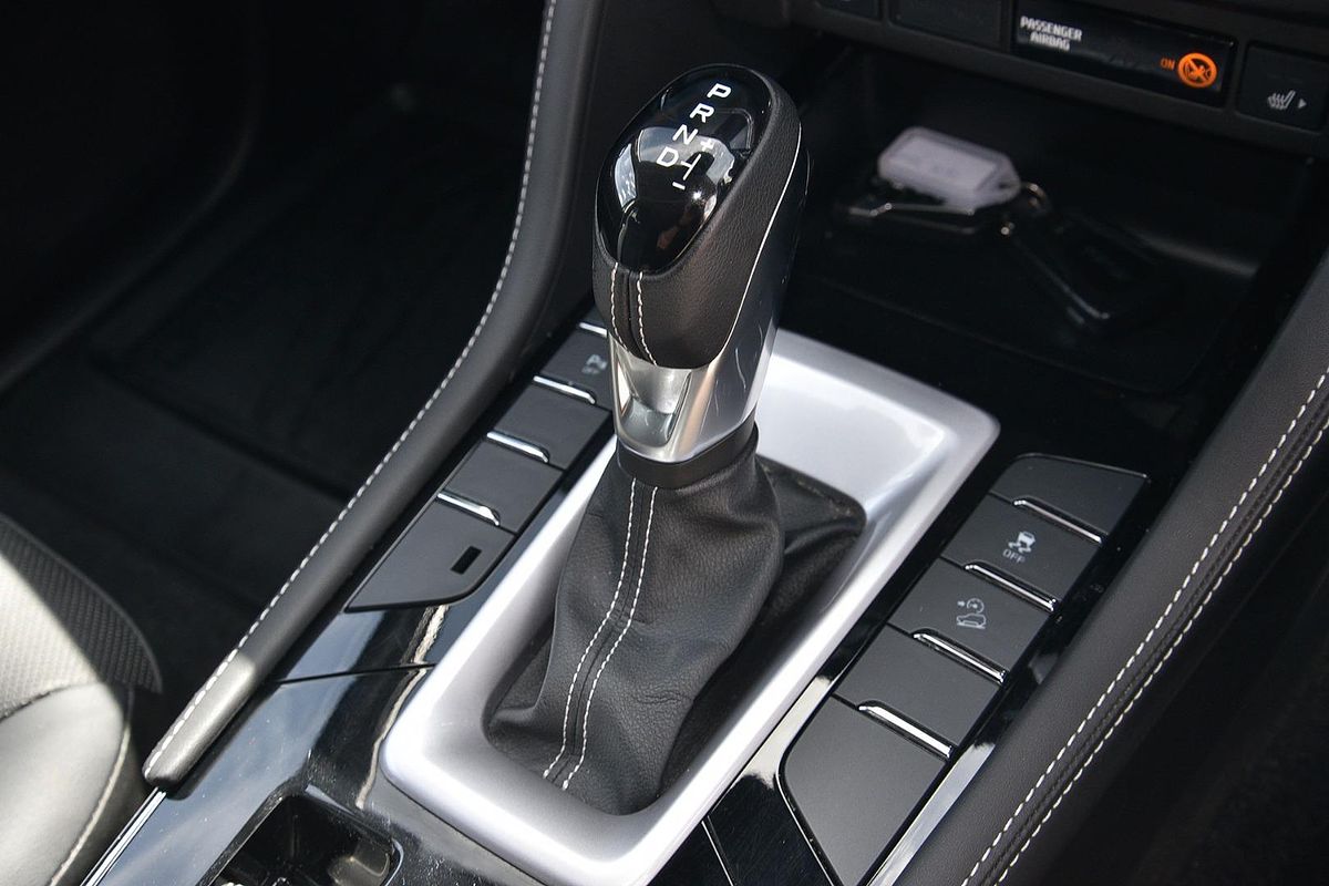 2023 Isuzu MU-X LS-T