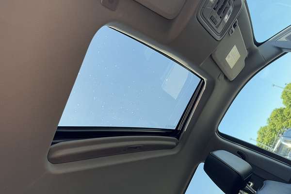 2020 Chevrolet Silverado 1500 LTZ Premium Edition T1 4X4