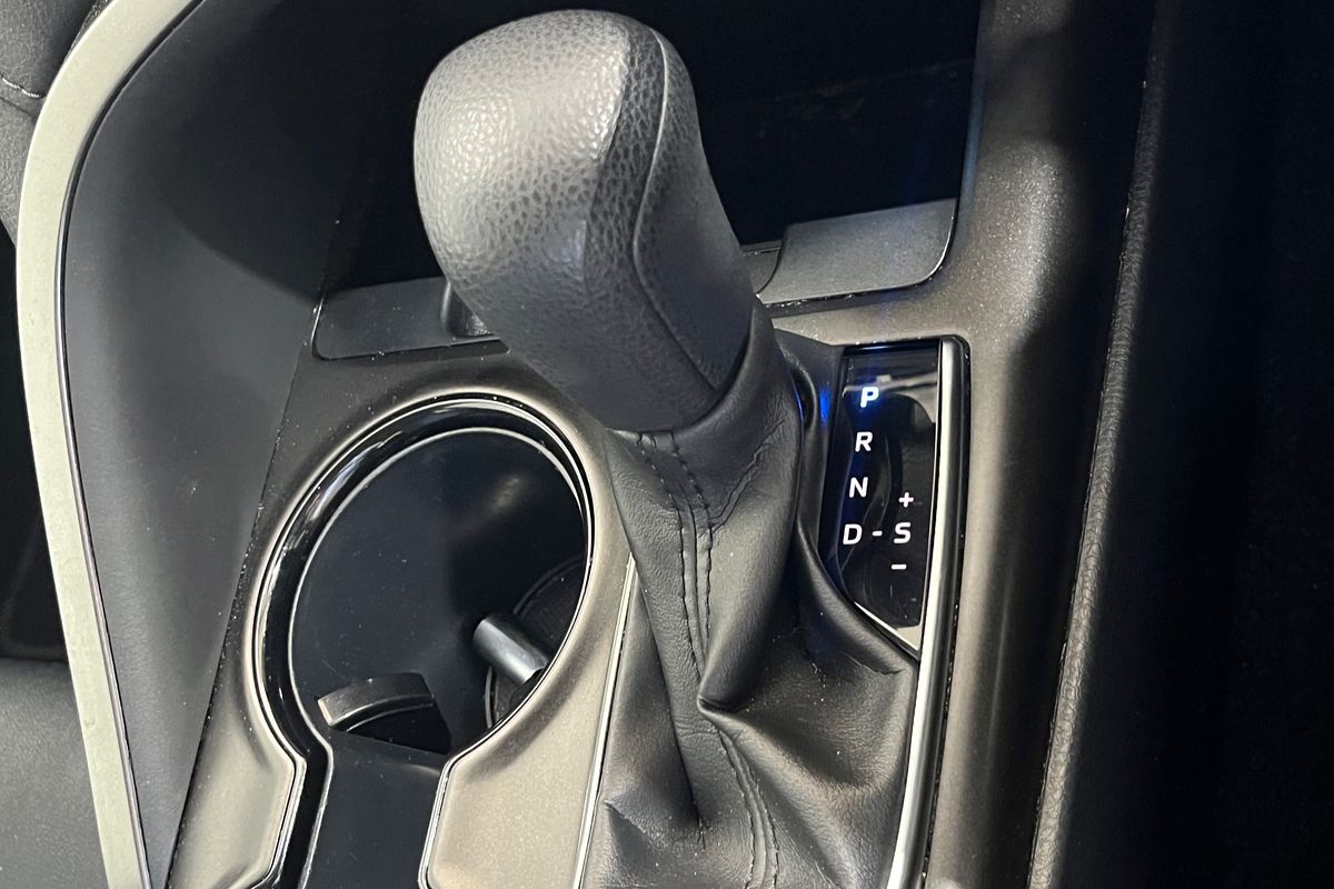 2023 Toyota Camry Ascent AXVH70R