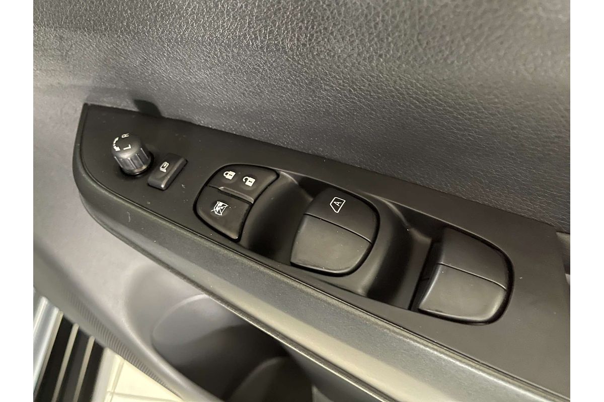 2025 Nissan Navara PRO-4X Warrior D23 4X4