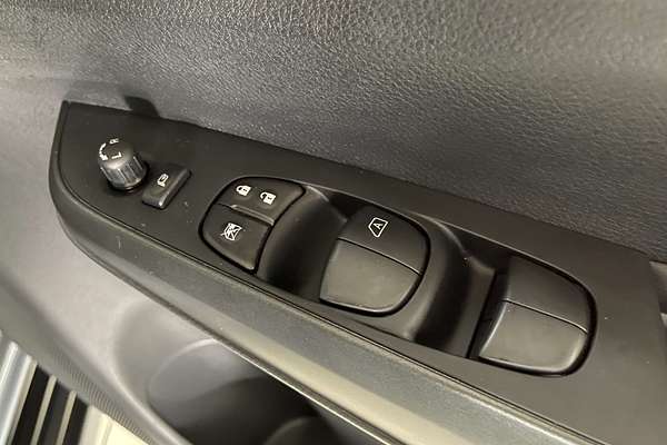 2025 Nissan Navara PRO-4X Warrior D23 4X4