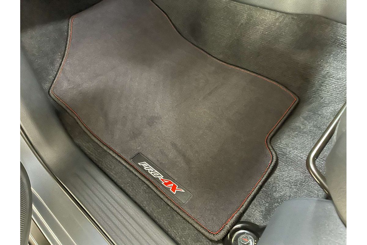 2025 Nissan Navara PRO-4X Warrior D23 4X4