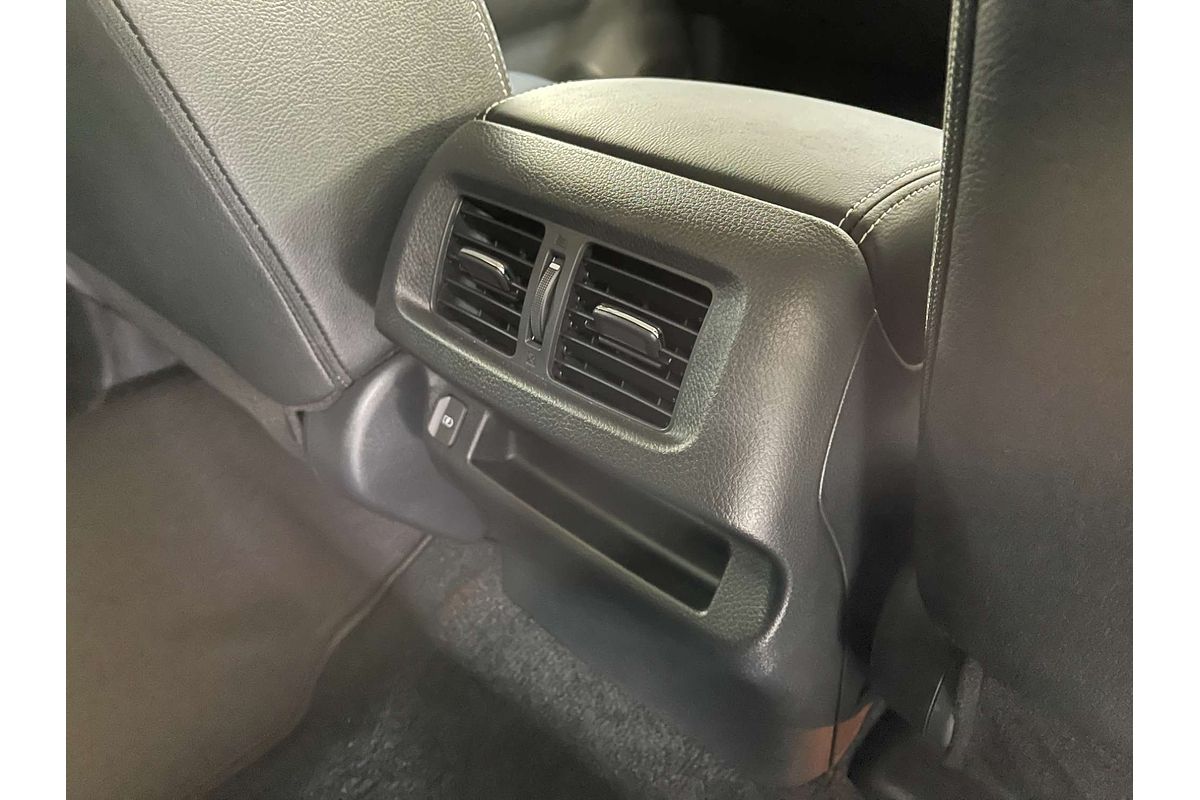 2025 Nissan Navara PRO-4X Warrior D23 4X4