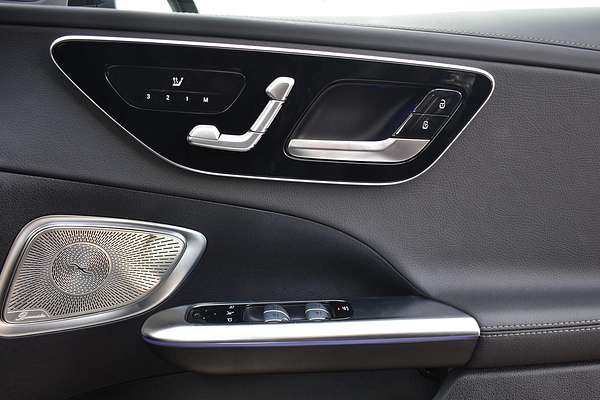 2025 Mercedes-Benz C-Class C350 e W206