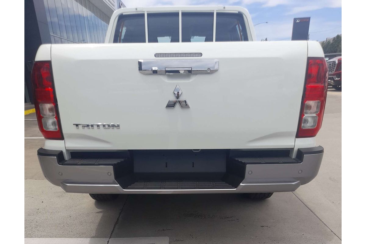 2025 Mitsubishi Triton GLX+ MV 4X4