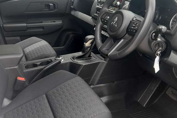 2025 Mitsubishi Triton GLX+ MV 4X4
