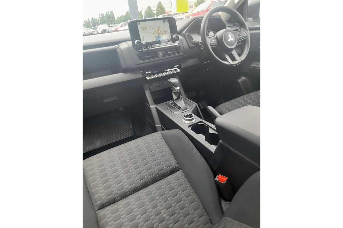 2025 Mitsubishi Triton GLX+ MV 4X4