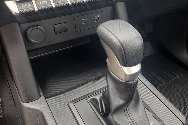 2025 Mitsubishi Triton GLX+ MV 4X4