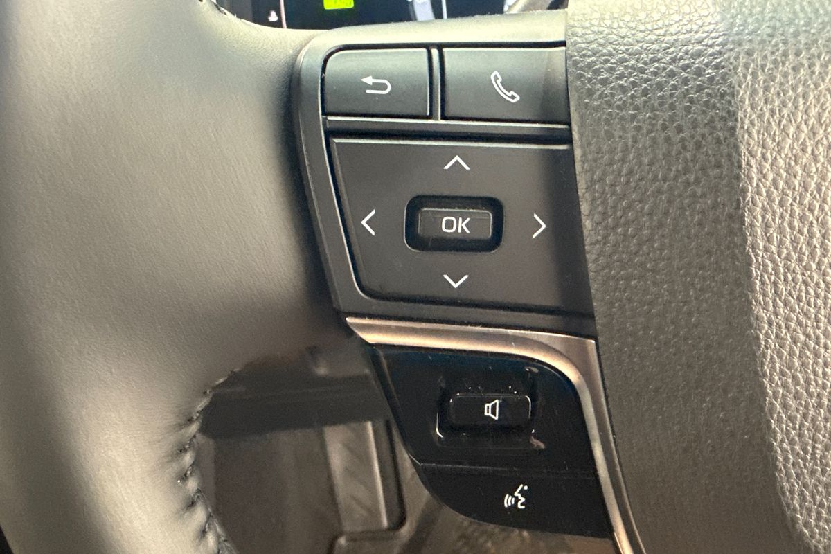 2025 Toyota Camry Ascent Sport AXVH80R