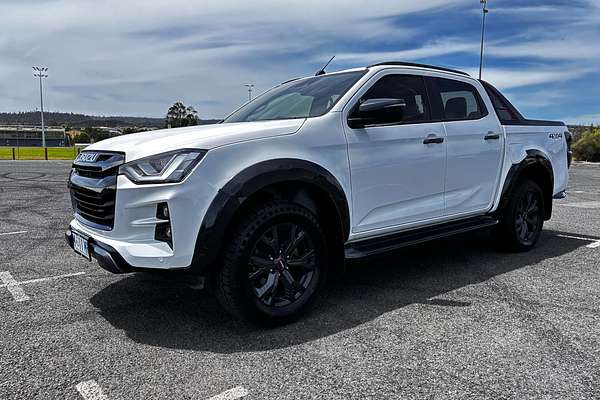 2023 Isuzu D-MAX X-TERRAIN 4X4
