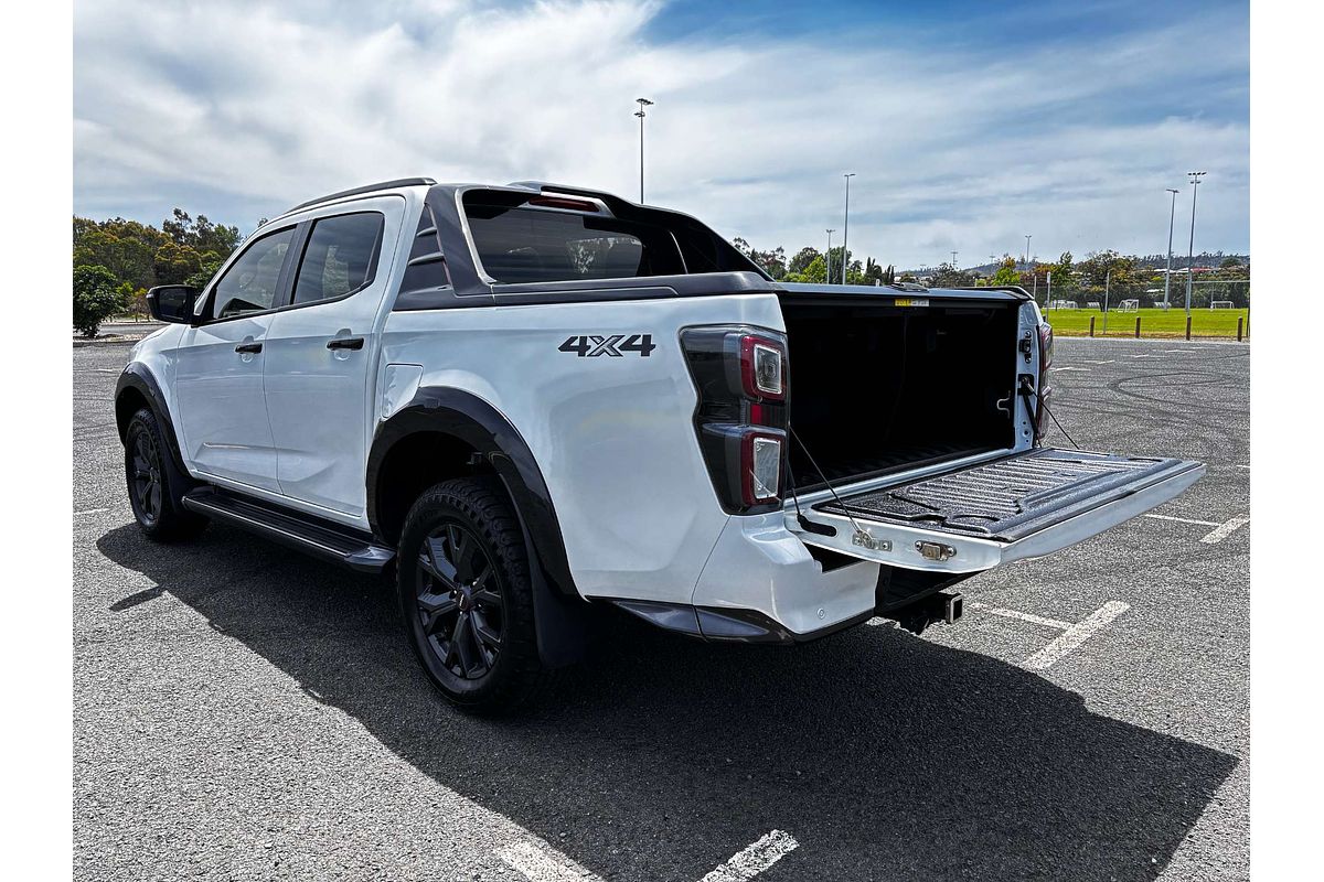 2023 Isuzu D-MAX X-TERRAIN 4X4
