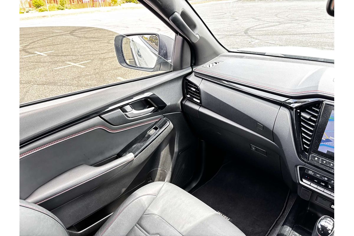 2023 Isuzu D-MAX X-TERRAIN 4X4