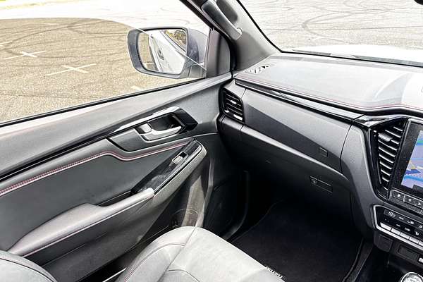 2023 Isuzu D-MAX X-TERRAIN 4X4
