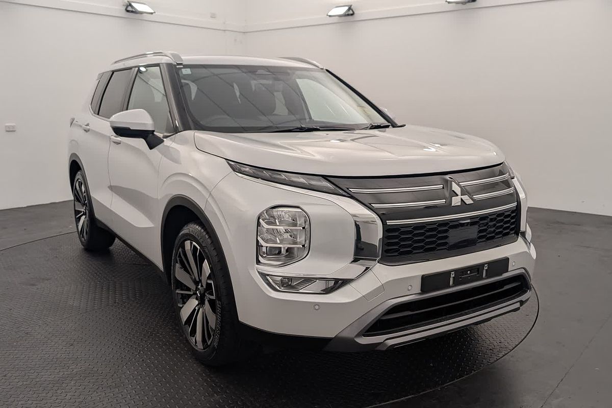 2025 Mitsubishi Outlander Aspire ZM