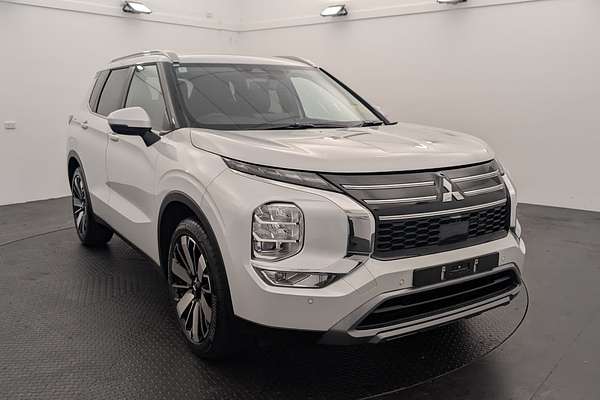 2025 Mitsubishi Outlander Aspire ZM