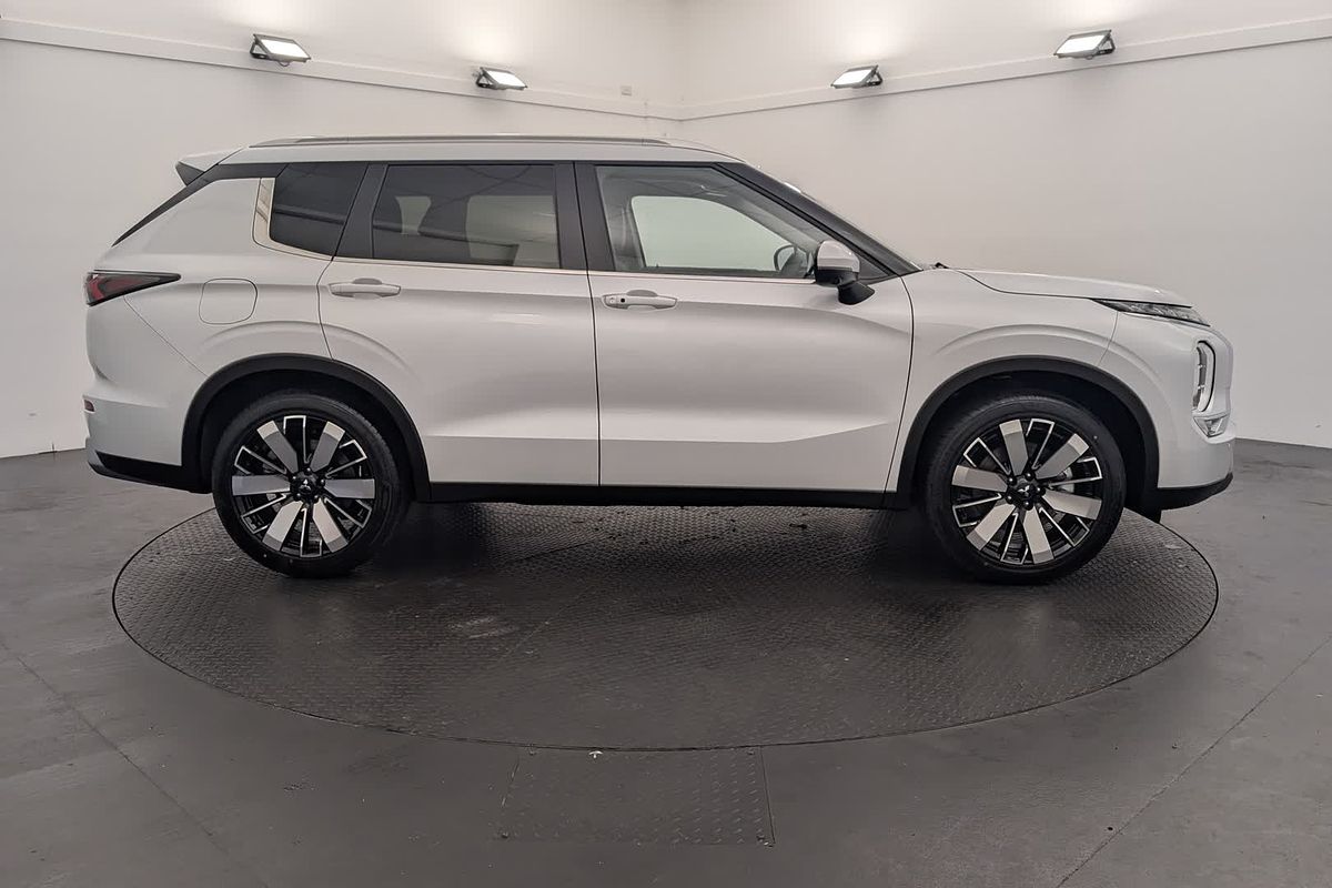 2025 Mitsubishi Outlander Aspire ZM