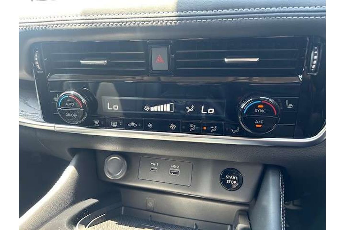 2025 Nissan X-TRAIL ST-L e-POWER T33