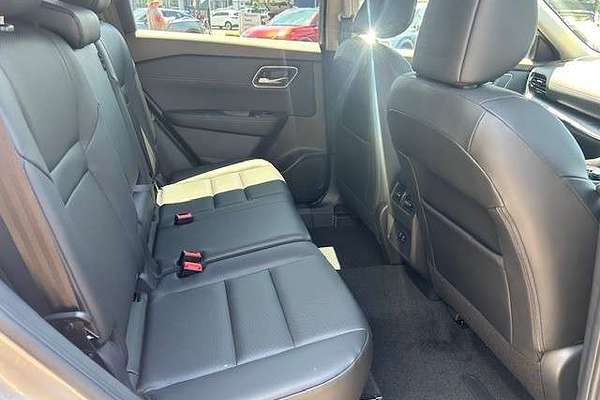 2025 Nissan X-TRAIL ST-L e-POWER T33