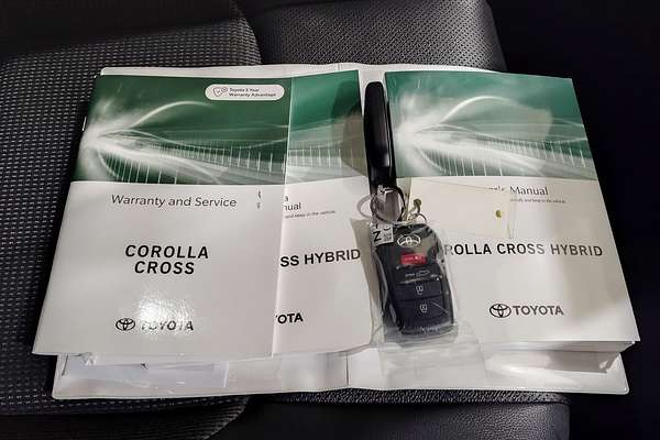 2025 Toyota Corolla Cross Atmos MXGH15R