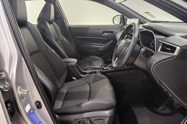 2025 Toyota Corolla Cross Atmos MXGH15R