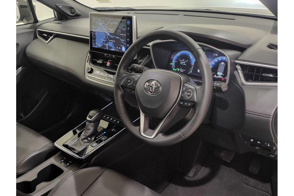 2025 Toyota Corolla Cross Atmos MXGH15R