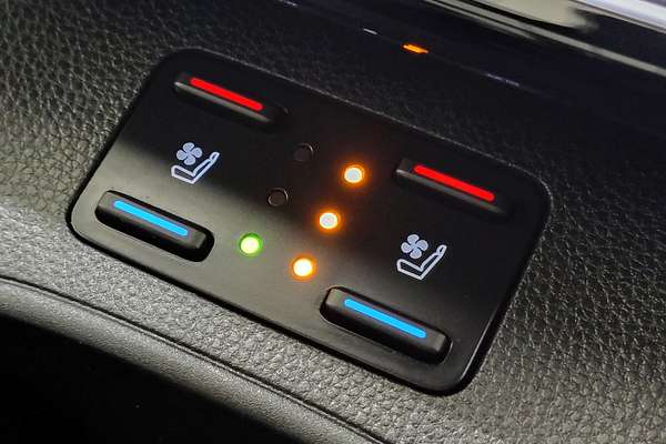 2025 Toyota Corolla Cross Atmos MXGH15R